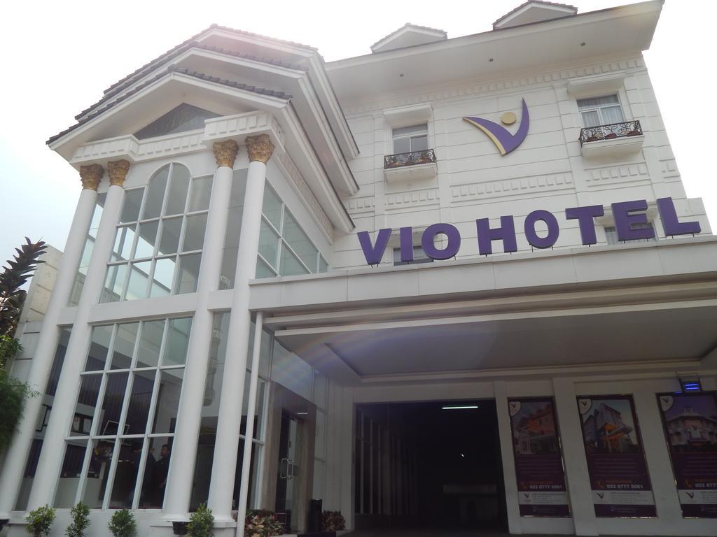 Vio Surapati Bandung Ξενοδοχείο Εξωτερικό φωτογραφία